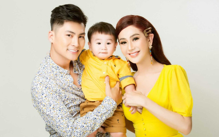 Phản ứng của Lâm Khánh Chi khi chồng cũ liên tục khoe ảnh tình tứ bên gái lạ Ảnh 2