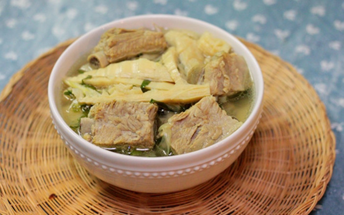 Ăn canh măng ngày Tết kiểu này, cẩn thận rước độc vào người Ảnh 2