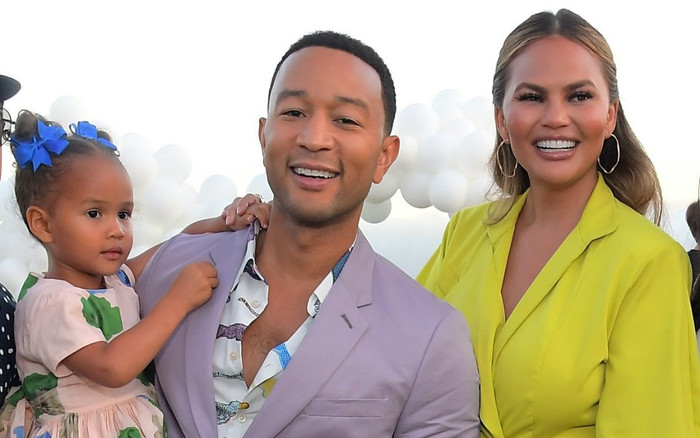 John Legend: Quý ông lịch lãm trên sân khấu VinFuture Ảnh 2