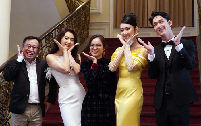 Dàn sao Việt đổ bộ thảm đỏ Mai vàng 2021: Ốc Thanh Vân trẻ trung, Song Luân sánh vai cùng 'tình tin đồn' Ảnh 2