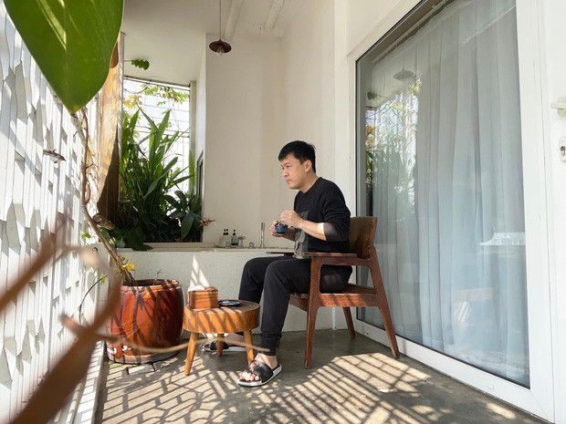 Lam Trường thông báo anh về Việt Nam hôm 10/1.