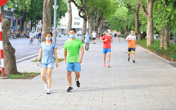 4 quận ở Hà Nội giảm cấp độ dịch Ảnh 2