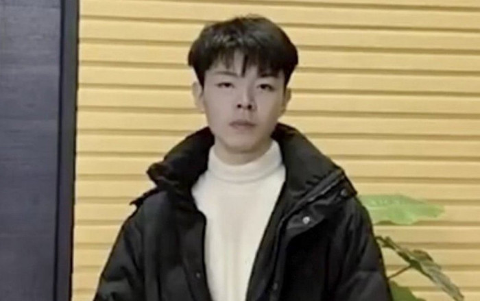 Bán con trai từ khi lọt lòng, cặp đôi tiếp tục chối bỏ cậu bé vì những lý do khó chấp nhận Ảnh 2