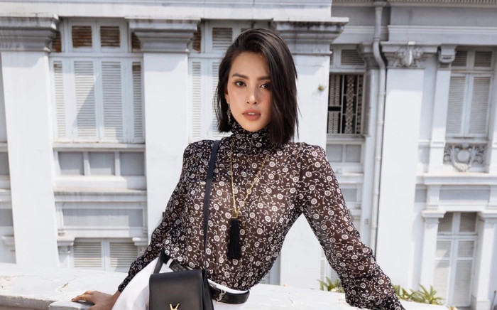 Hoa hậu Tiểu Vy thay đổi phong cách xoành xoạch, hở hay kín đều đẹp miễn chỗ chê Ảnh 2