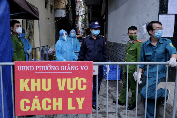 Một số khu vực Giảng Võ - Hà Nội bị cách ly vì phát hiện ca COVID-19 - Ảnh: NAM TRẦN