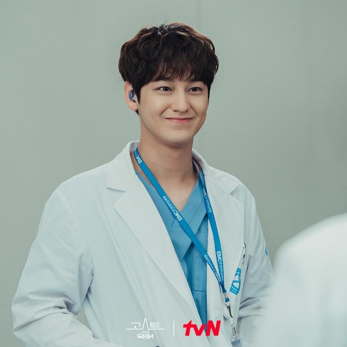 Phim 'Our Beloved Summer' rating tăng trước tập cuối - Phim 'Ghost Doctor' đạt rating cao nhất Ảnh 2