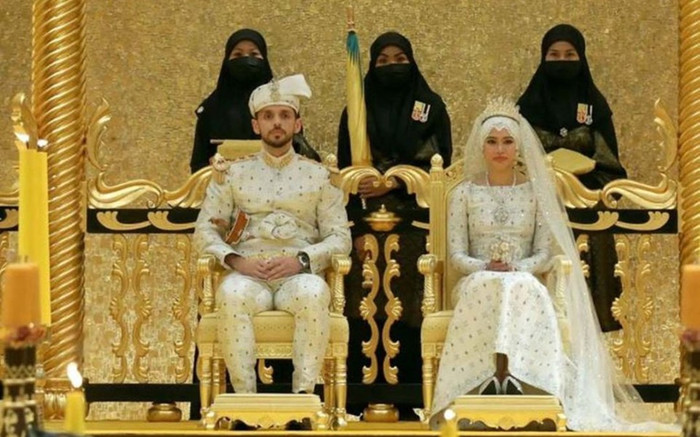 Đám cưới 10 ngày phủ đầy vàng và kim cương của Công chúa Brunei Ảnh 2