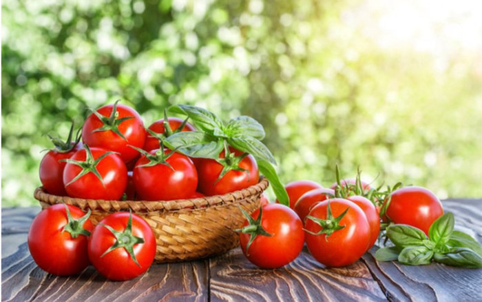 Cà chua được dùng cực phổ biến nhưng nếu lạm dụng sẽ gặp 7 tác dụng phụ nguy hiểm Ảnh 2