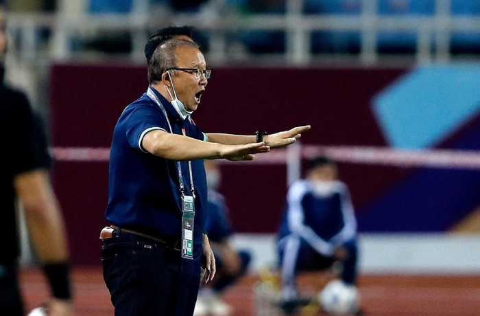 Ông Park cần tính toán trước Úc, bởi tuyển Việt Nam sẽ gặp Trung Quốc vào ngày mùng một Tết. Ảnh: VFF