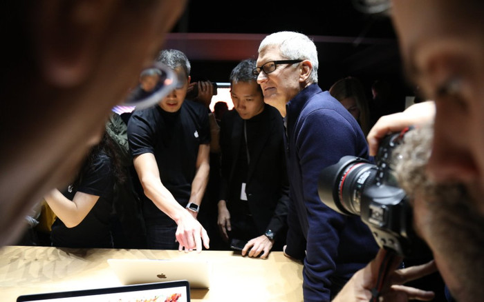 CEO Tim Cook bị đe dọa, Apple đề nghị toà án vào cuộc Ảnh 2