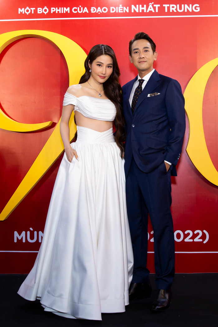 Hứa Vĩ Văn đến chúc mừng Diễm My 9X