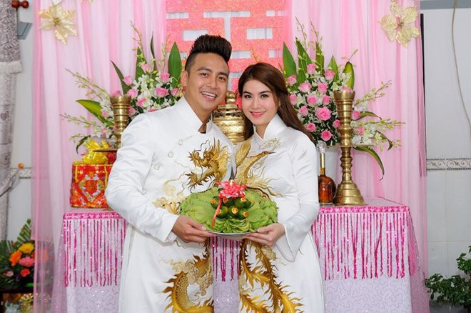 Diễn viên Thanh Duy và Kha Ly trong đám cưới năm 2016