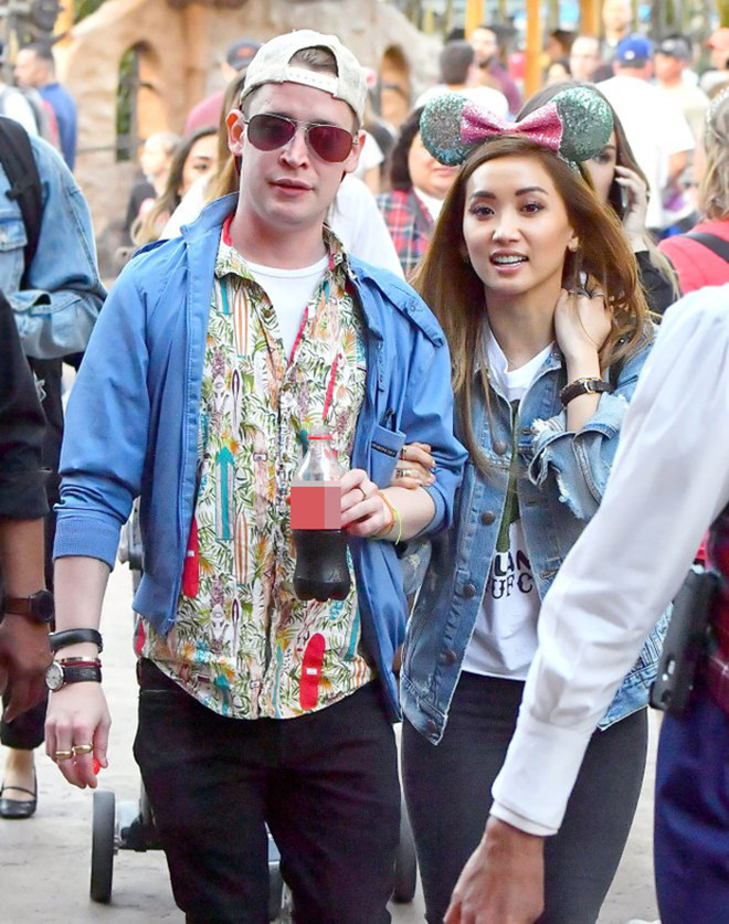 Macaulay Culkin và diễn viên gốc Việt Brenda Song có quãng thời gian hẹn hò 4 năm