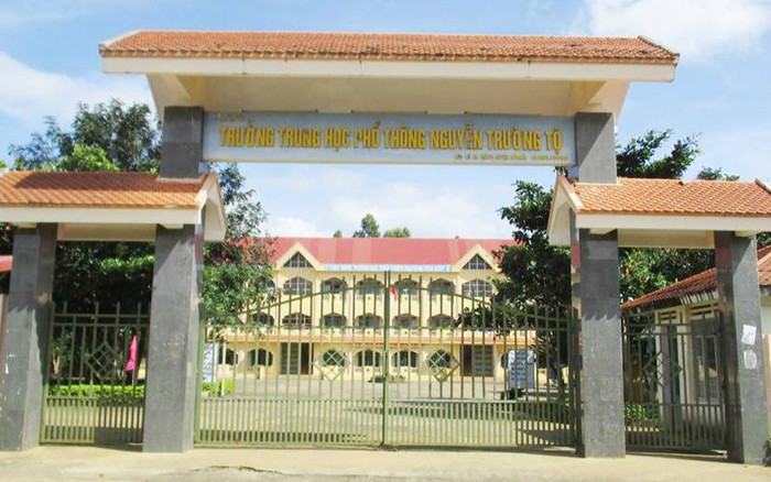 Xôn xao việc một trường THPT phân công học sinh quét sân, tưới cây cả 9 ngày nghỉ Tết Nguyên đán Ảnh 2