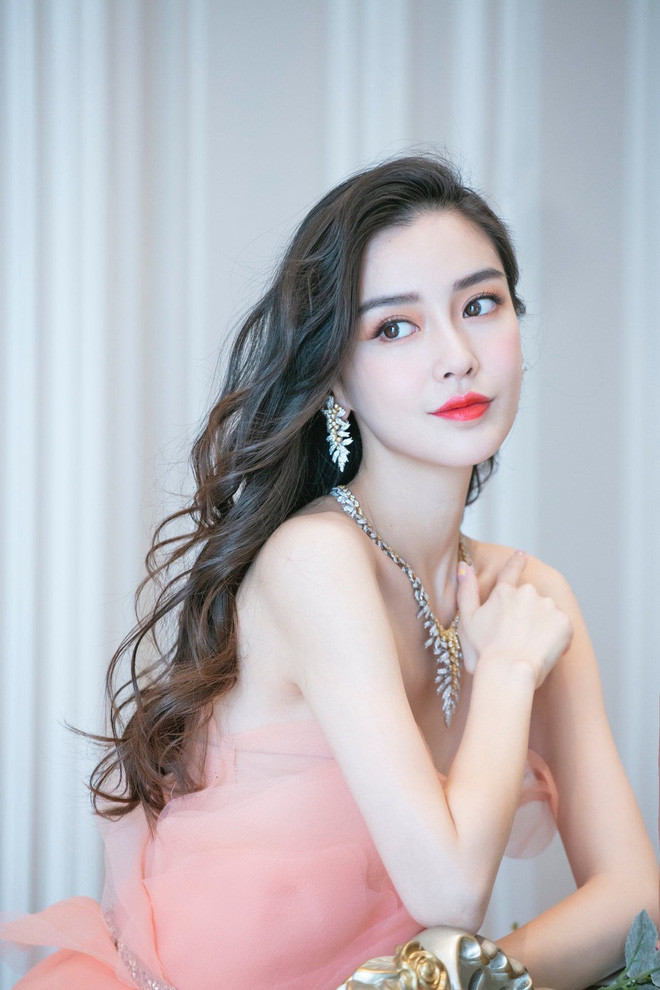 Angelababy tiết lộ từng 5 ngày không gội đầu.