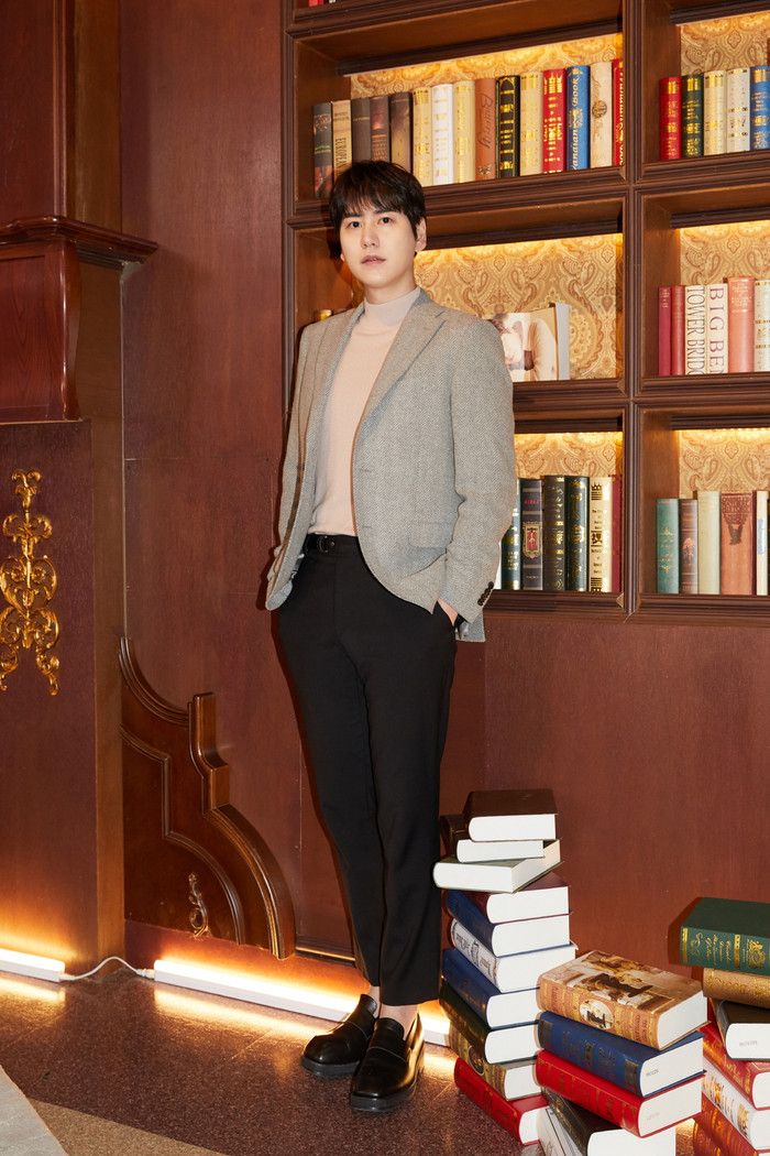 Tâm tình của KYUHYUN (SUPER JUNIOR) khi hoàn thành dự án bốn mùa với Love Story đầy cảm xúc Ảnh 10