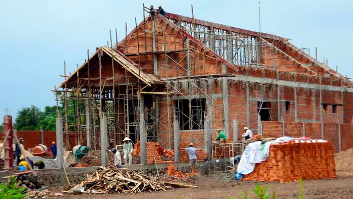 Nếu gia chủ không hợp tuổi để xây nhà, mua nhà hay sửa nhà trong năm Nhâm Dần 2022 thì có thể mượn tuổi đẹp trong danh sách làm nhà trên để động thổ.