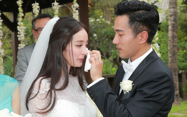 Bộ ba mỹ nhân 85 Cbiz sự nghiệp thành công nhưng hôn nhân trắc trở: Angelababy thảm bại hơn Triệu Lệ Dĩnh Ảnh 17