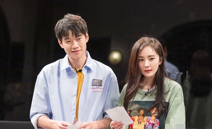 Bộ ba mỹ nhân 85 Cbiz sự nghiệp thành công nhưng hôn nhân trắc trở: Angelababy thảm bại hơn Triệu Lệ Dĩnh Ảnh 20