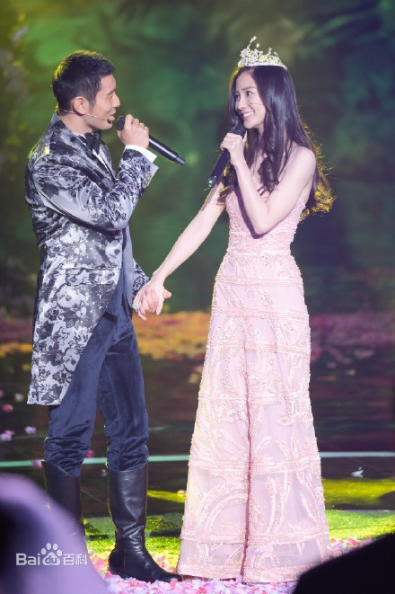 Bộ ba mỹ nhân 85 Cbiz sự nghiệp thành công nhưng hôn nhân trắc trở: Angelababy thảm bại hơn Triệu Lệ Dĩnh Ảnh 14