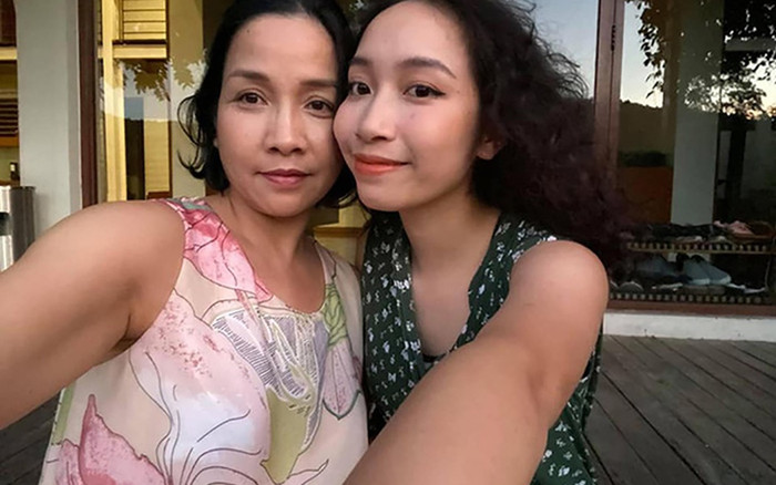 Mỹ Anh đạt giải Làn Sóng Xanh, diva Mỹ Linh tiết lộ kỳ tích 'có 1-0-2' của gia đình Ảnh 2