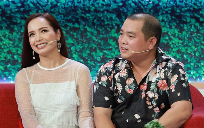 Thúy Hạnh công khai truy tìm 'tiểu tam' nắm tay chồng đi chơi Tết Ảnh 2