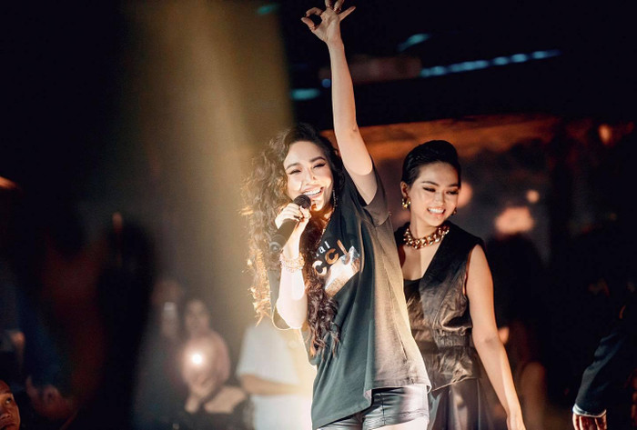 Lâu rồi fan chưa thấy Bảo Thy đi hát trở lại.