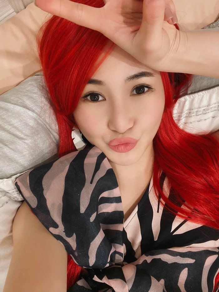 Hương Tràm hiếm hoi diện áo tắm khoe hình thể nóng bóng ở Mỹ Ảnh 5