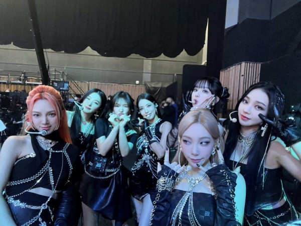 Netizen nổi đóa với pha hát nhép lộ liễu của girlgroup 'chiến binh' GOT The Beat nhà SM Ảnh 9