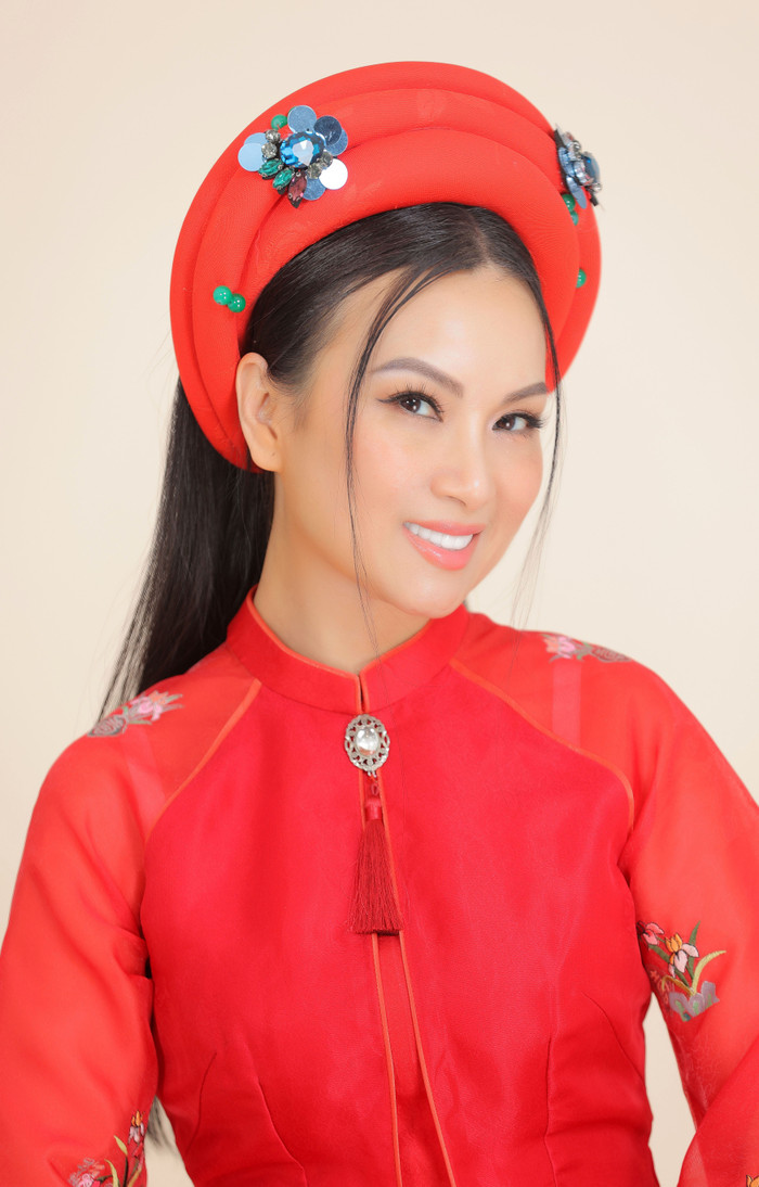 Ca sĩ Hà Phương là em gái Cẩm Ly