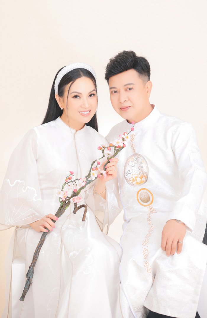 Hà Phương và Trần Sang