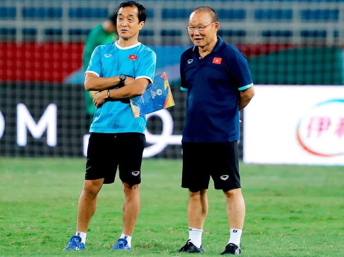 HLV Park Hang Seo quyết tâm thắng Trung Quốc vào tối nay. Ảnh: VFF