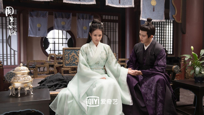 Nhậm Gia Luân bỏ rơi Địch Lệ Nhiệt Ba để yêu Ngu Thư Hân trong phim ngôn tình mới 'Vô ưu độ' Ảnh 1