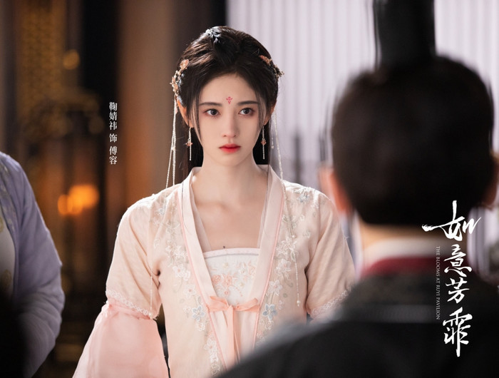 'Tiên kiếm hiệp 4' đã dựng bối cảnh phim và khai máy: Cúc Tịnh Y chốt đơn nữ chính cùng nam thần sinh 96 Ảnh 9