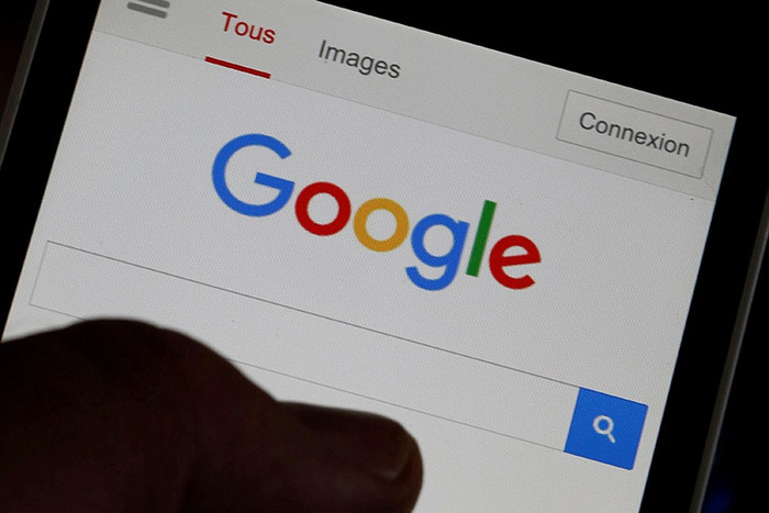 Google đã lợi dụng vị thế để ưu tiên dịch vụ mua sắm của mình so với đối thủ? REUTERS