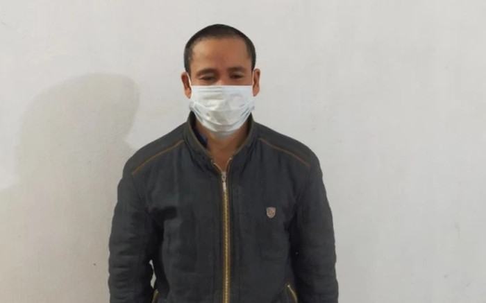 Vụ đâm vợ tử vong vì nghi ngoại tình: Thấy vợ nhắn tin nhưng không biết chữ nên không hiểu nhắn cho ai Ảnh 2