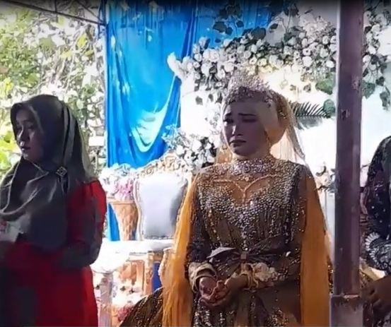 Cô dâu và nhà gái khóc như 'đưa tang' trong đám cưới, nguyên nhân từ hành động khó tha thứ của chú rể Ảnh 4