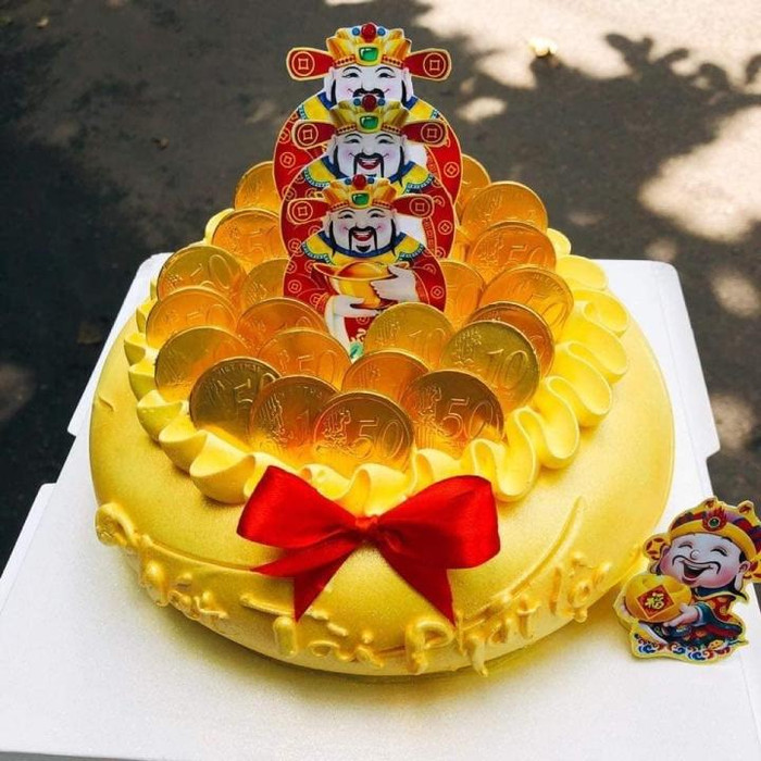 Chiếc bánh đặc biệt ở cách tạo hình và trang trí.