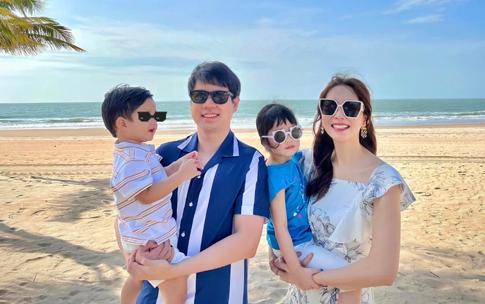 Hoa hậu Đặng Thu Thảo khoe ảnh cả nhà 4 người, khung cảnh hạnh phúc khiến ai cũng ngưỡng mộ Ảnh 2