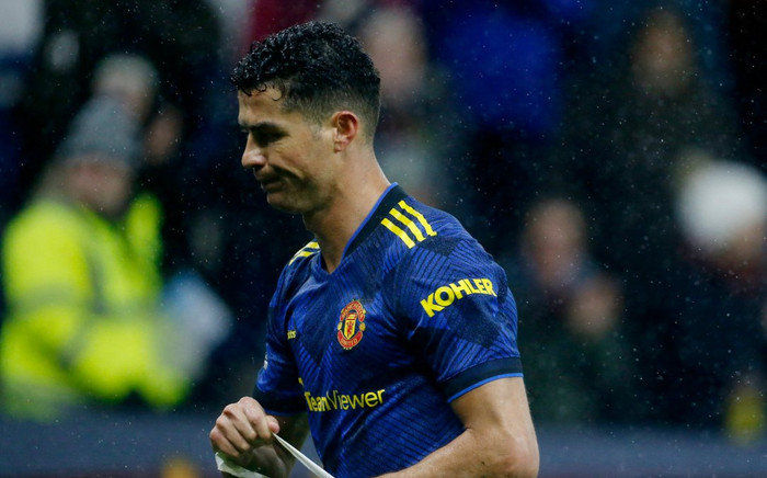 MU văng khỏi Top 4, Ronaldo lại giận dỗi bỏ vào đường hầm Ảnh 2