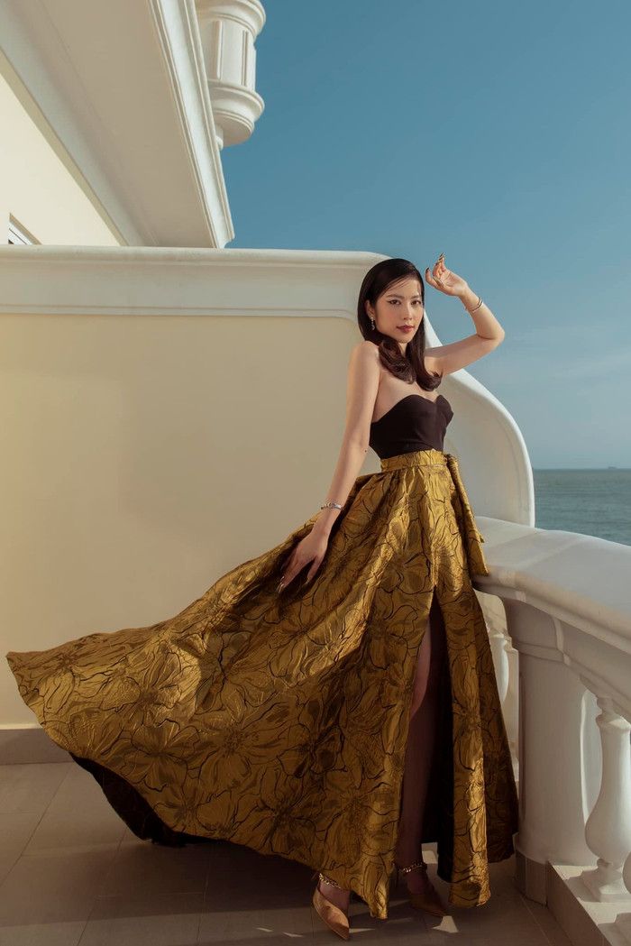 Ngay khi công bố ghi danh thi, Hoa khôi Đồng bằng Sông Cửu Long nhanh chóng được xếp vào top những ứng viên tiềm năng cho vị trí Hoa hậu. 