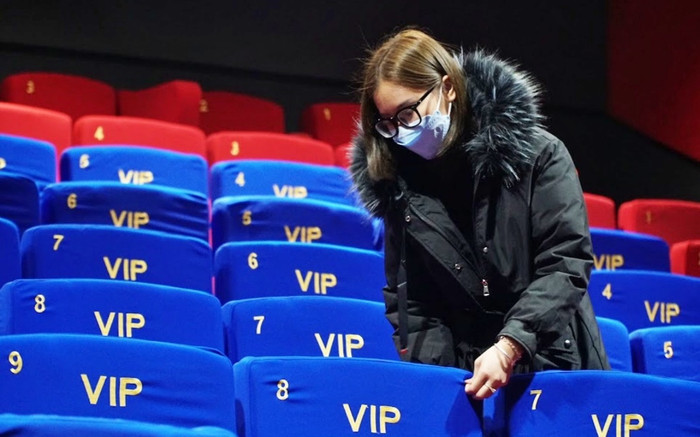 Sau gần 1 năm cửa đóng then cài, rạp chiếu phim tại Hà Nội tất bật chuẩn bị mở cửa đón khách Ảnh 2