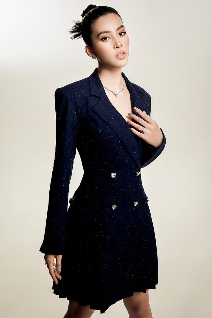 Hoa hậu Tiểu Vy 'cân' mọi phong cách cực đỉnh chào năm mới Ảnh 8