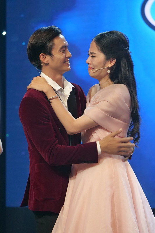  Nam Em và Lãnh Thanh vướng vào nghi vấn rạn nứt tình cảm.