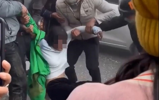 Cô gái ở Sa Pa bị nhóm thanh niên 'bắt vợ' ngày mùng 6 Tết: Gia đình đã đến 'nhà trai' đưa con về Ảnh 2
