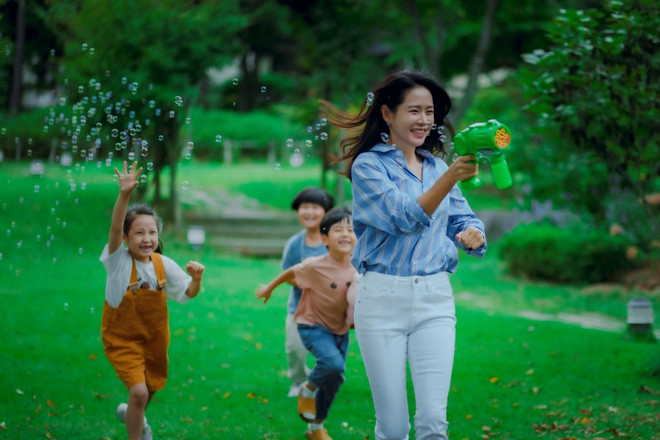 3 nữ chính có gu thời trang sành điệu nhất phim Hàn 2022: Park Min Young đọ sắc cùng đàn em Han So Hee Ảnh 8