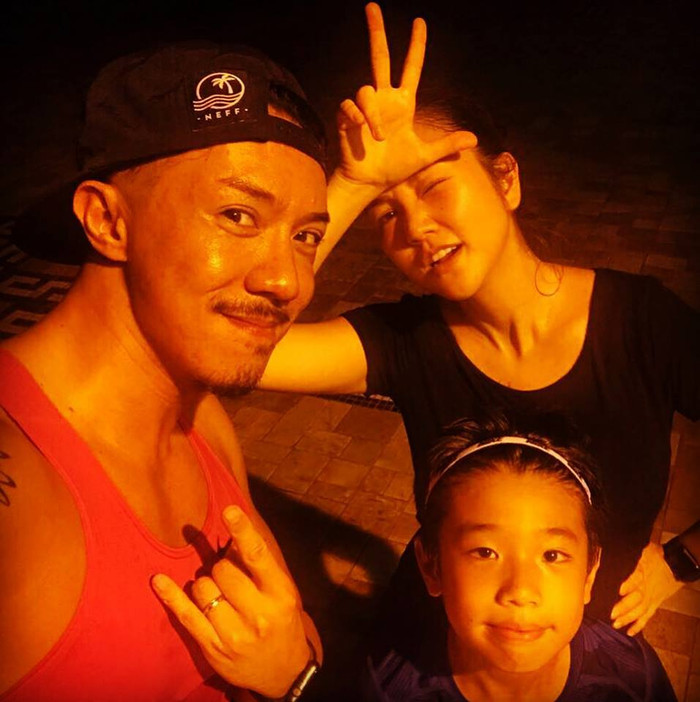 Dàn sao Cbiz tặng quà Valentine: Huỳnh Hiểu Minh đúc tượng hình cưới, khẳng định địa vị của AngelaBaby Ảnh 11