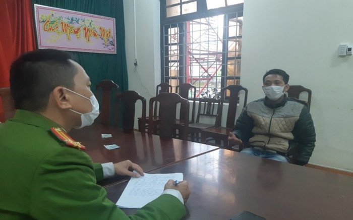 Gã đàn ông quan hệ với trẻ vị thành niên ở Đà Lạt, trốn truy nã ra Huế bị bắt giữ Ảnh 2