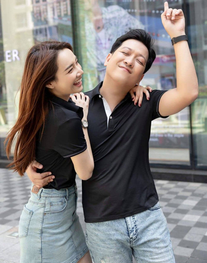 Vợ chồng Trường Giang - Nhã Phương mới đây đã có màn bắt trend nhảy nhót đầy đáng yêu 