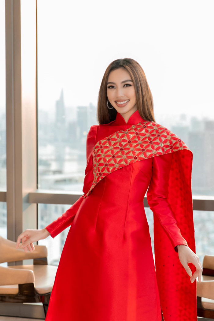 Miss Grand - Thùy Tiên khoe sắc kiêu sa diễm lệ khiến fan 'quên đường đi lối về' Ảnh 7